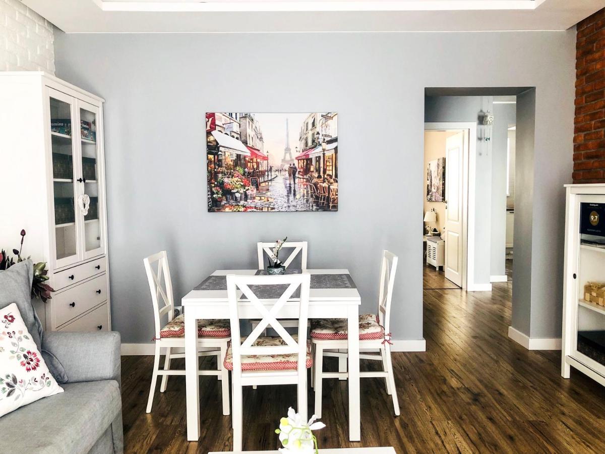 Apartament Luscinia Z 2 Sypialniami Krasków Εξωτερικό φωτογραφία